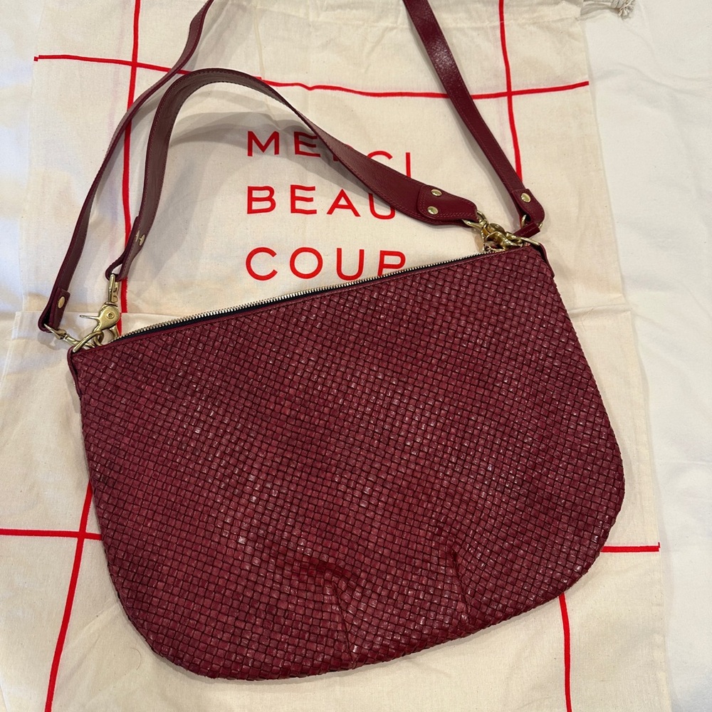 Clare V Oxblood Moyen Messenger Woven Bag